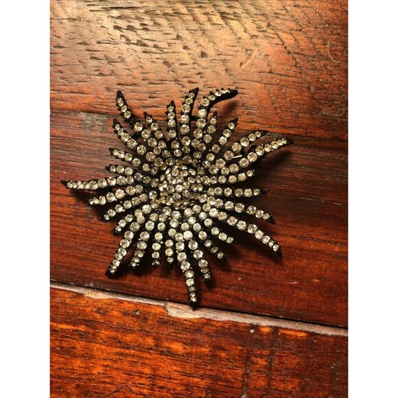 Vintage Rhinestone Black Starburst Brooch Glam Hollywood Old Money Halloween - Picture 2 of 15